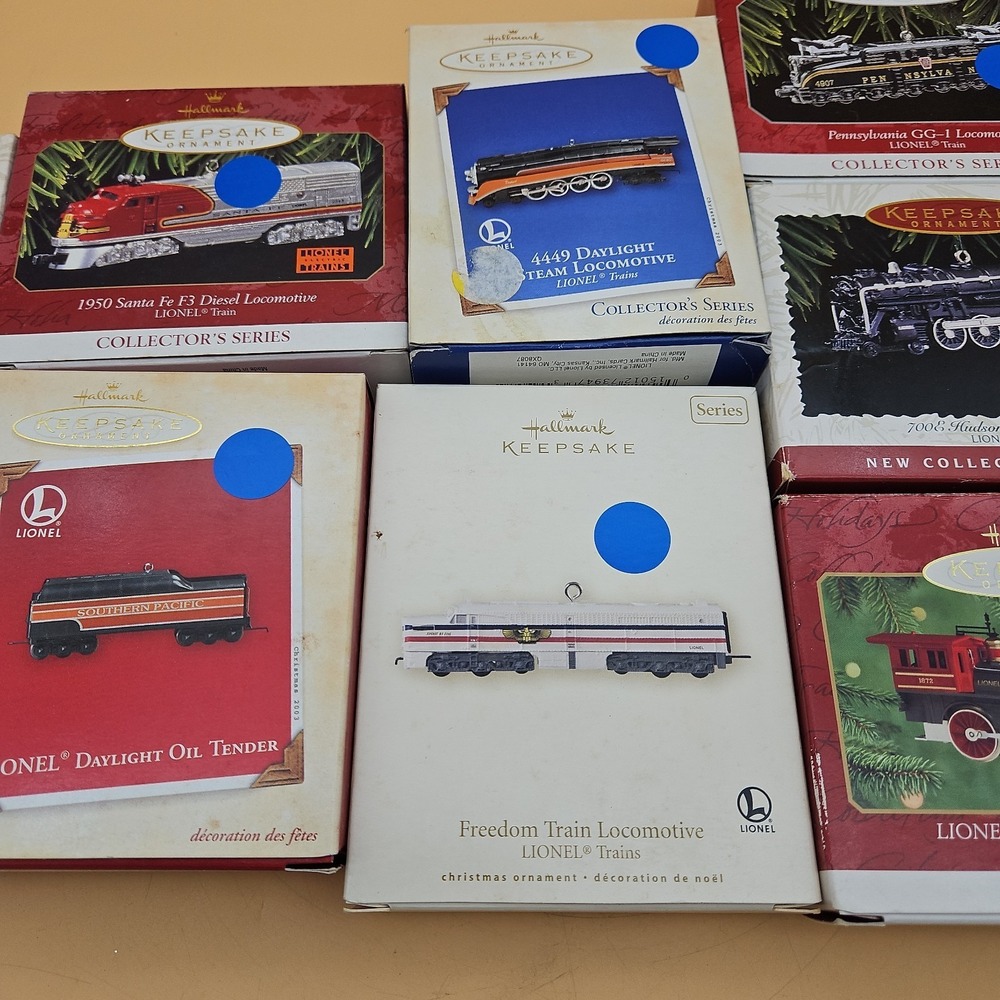Lot Of 9 Lionel Hallmark Christmas Ornaments Train Collection - Picture 4 of 5